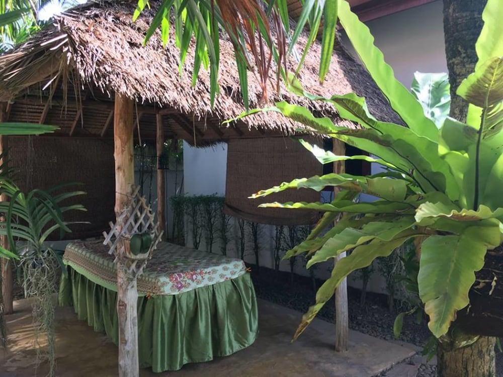Samakkee Resort Rawai エクステリア 写真