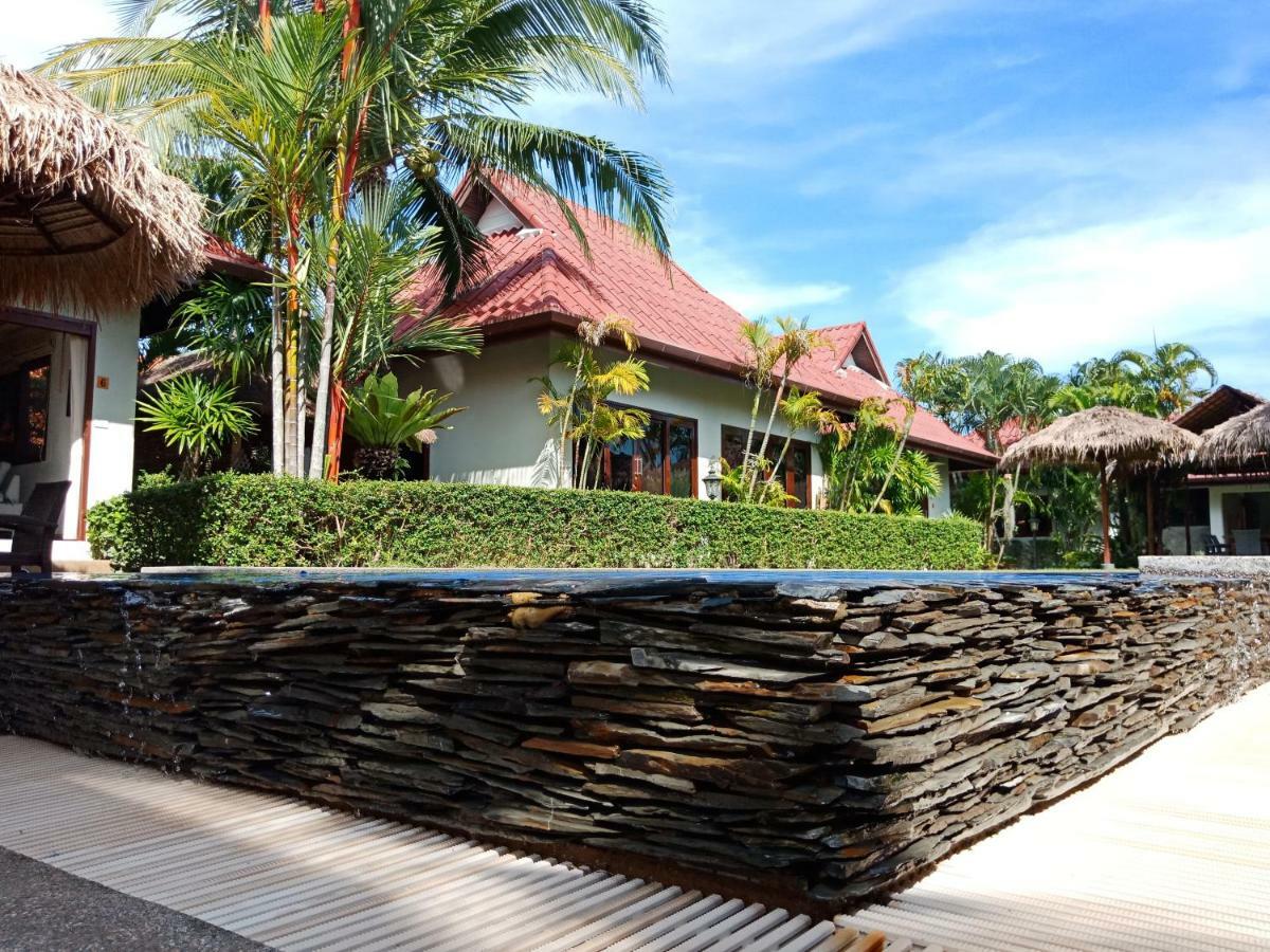 Samakkee Resort Rawai エクステリア 写真